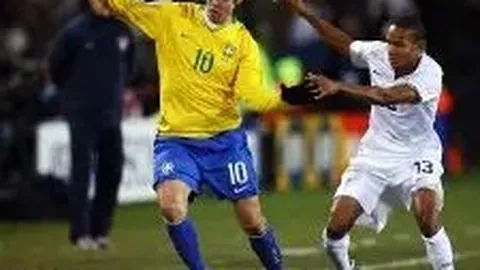 杨瀚森荣登封面，谈胜关岛热议与归化球员进步